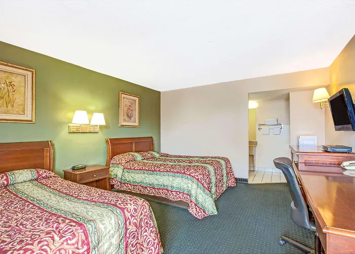 Knights Inn South Hackensasck